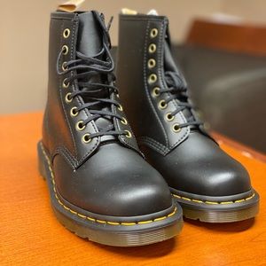 Dr Martens Black New